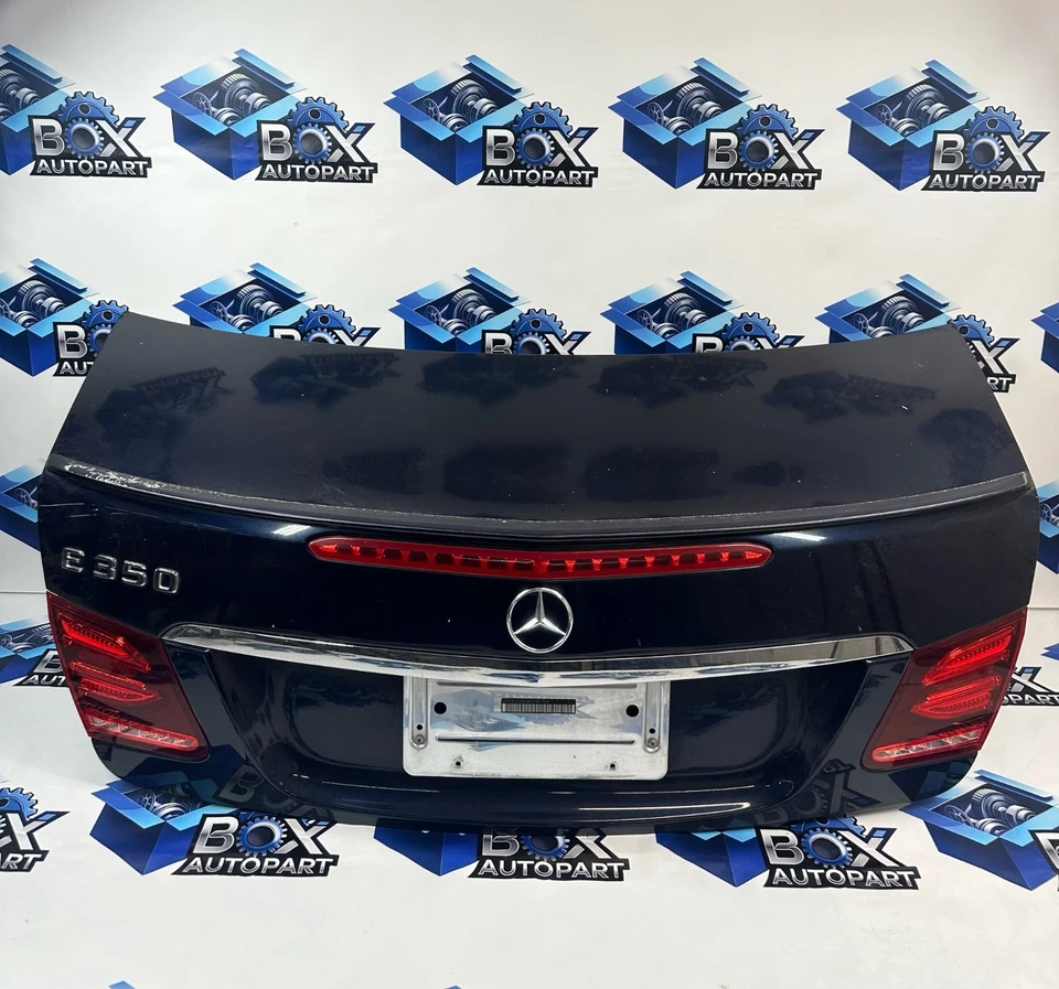 Mercedes Benz E550 E350 W207 2010-2017 cupé panel tapa maletero Foto 2 de 4