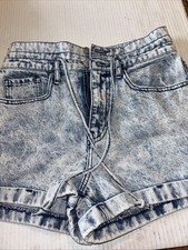 Vintage Acid Wash PacSun, Mom Shorts 2 Button Fly, 26 Waist With Cinch Belt