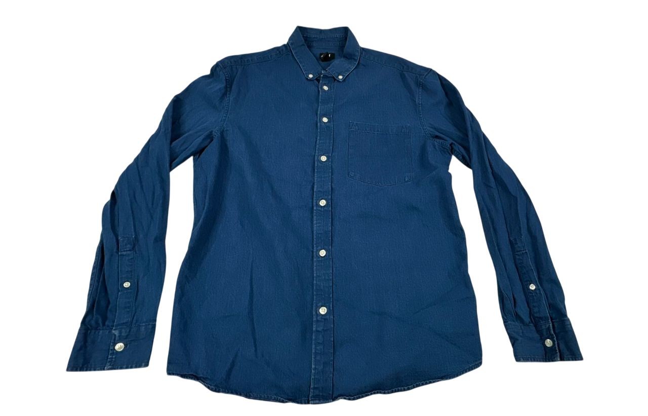 H&M Blue Long Sleeve Button Up Casual Shirt. Men's - Size L