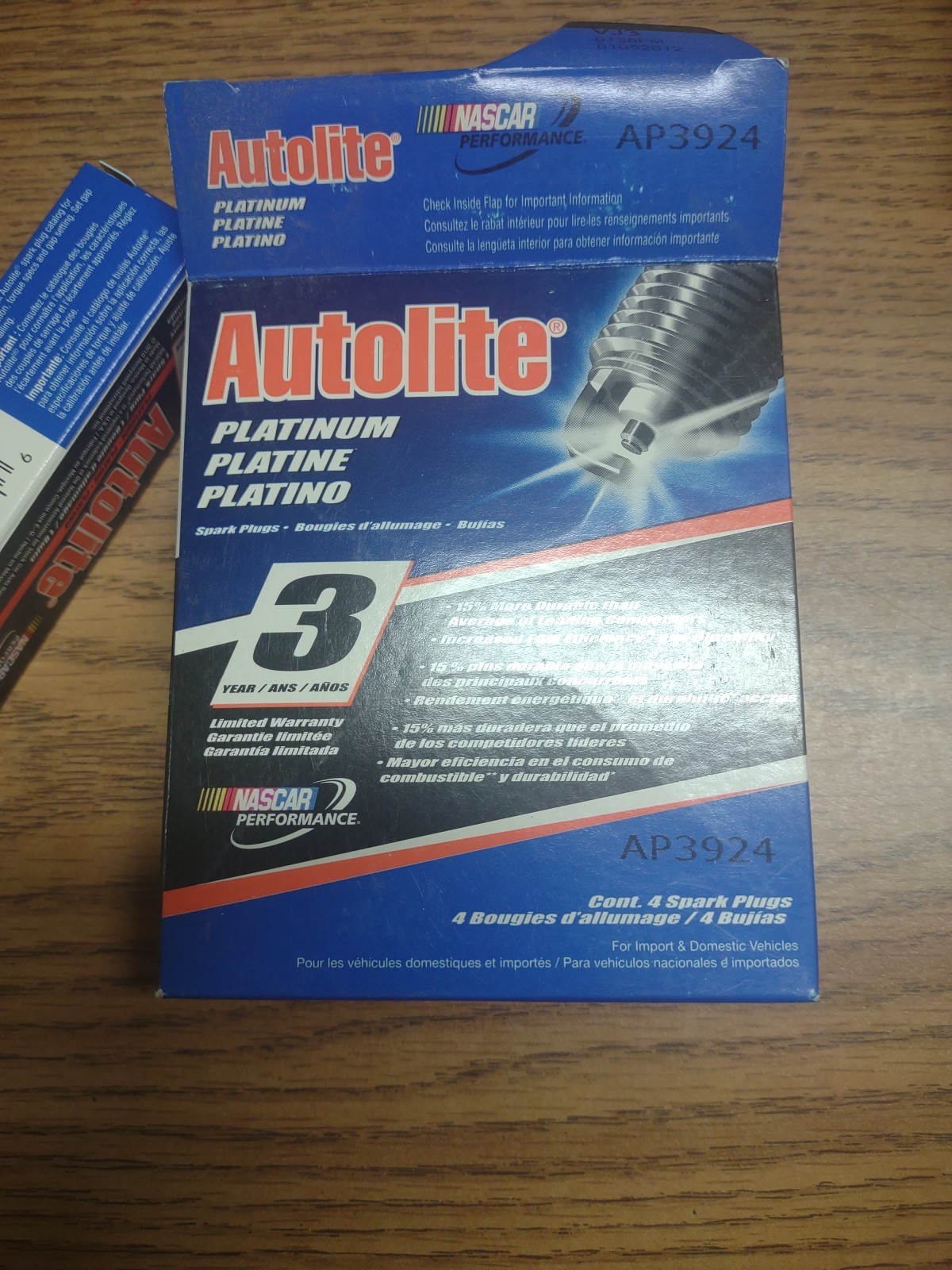 4 Pack Autolite AP3924 Platinum Spark Plug