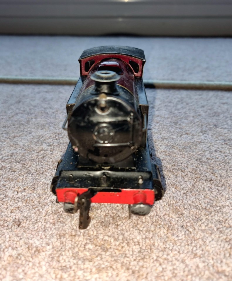 LOT:4147 | A Vintage Hornby Train 41020 Tank Reversing Locomotive L M S 2270