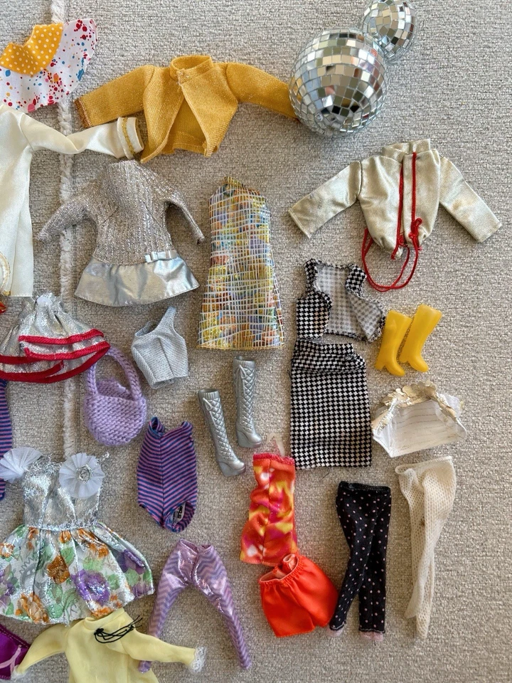 Vintage Barbie Lot Clothing 1970s-Y2K Metallic Gold Tones 28 Pcs Various Eras - Image 4 of 4