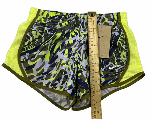 New Nike Big Girls' Dri-Fit Tempo Running Shorts 3” Green Camo Size S MSRP:$30 - Picture 3 of 15