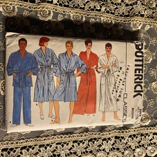 Butterick 6968  UNISEX ROBE  PANTS  SIZE MEDIUM