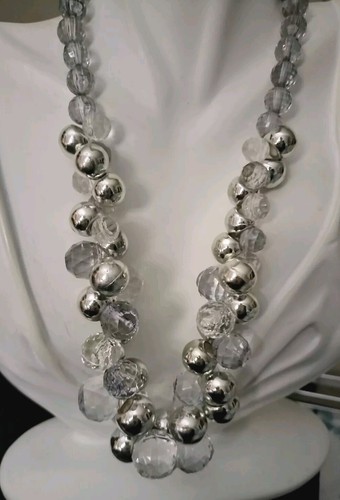 Lovely Lucite Faceted Beaded Necklace