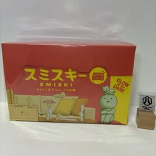 SMISKI Living Series Assort Box Figure 12 Packs GLOW IN THE DARK Japan NEW