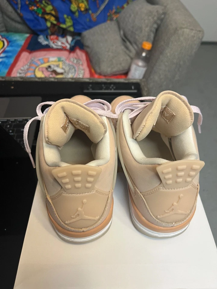 Tamanho 5.5 - Air Jordan 4 retrô cintilante com - Imagem 2 de 4