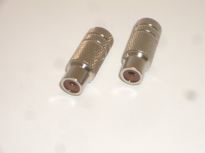 AIM RCA SHIELDED METAL IN-LINE FEMALE JACK CONNECTOR 2PC SET