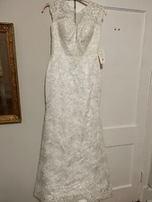 New Vintage Ivory Lace Wedding Dress w/Tags, Size 4, Detachable Skirt/Train