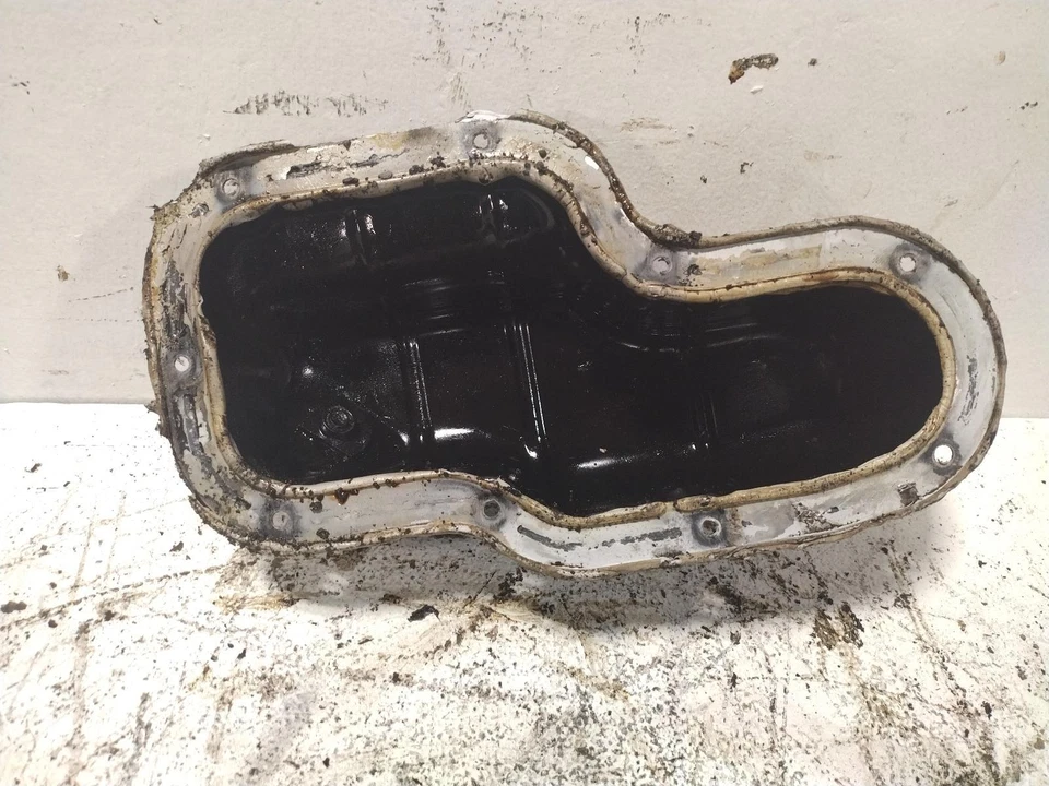 Used Lower Engine Oil Pan fits: 2006 Nissan Pathfinder 4.0L 6 cylinder lower Low — 第 2/4 张图片