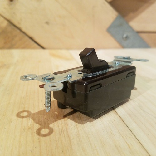 1201 A C Flush Toggle Switch Single Pole 15A Hubbell - Swanky Barn - Picture 2 of 12