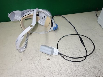 Stryker Flyte Helmet 0.47kg 0408-600-000 w/ Flyte Power Cord & Battery