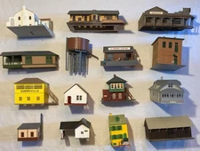 Used HO Medium Buildings - SOLD SEPARATELY W/ VARIOUS PRICES