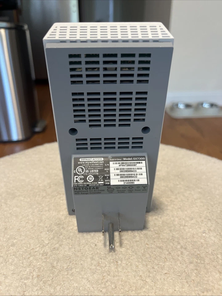 NETGEAR EX7300 Nighthawk X4 AC2200 WiFi Range Extender - Image 2 of 4