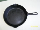 Vintage GRISWOLD Erie PA No 7 Small Logo 10" 701 I Cast Iron Skillet Sits Flat