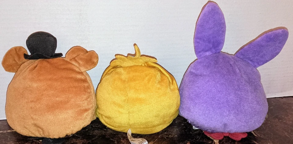 Funko Plush:{FNAF}Five Nights at Freddy's Bonnie,Chica,&Freddy 4"Reversible - Image 3 of 3