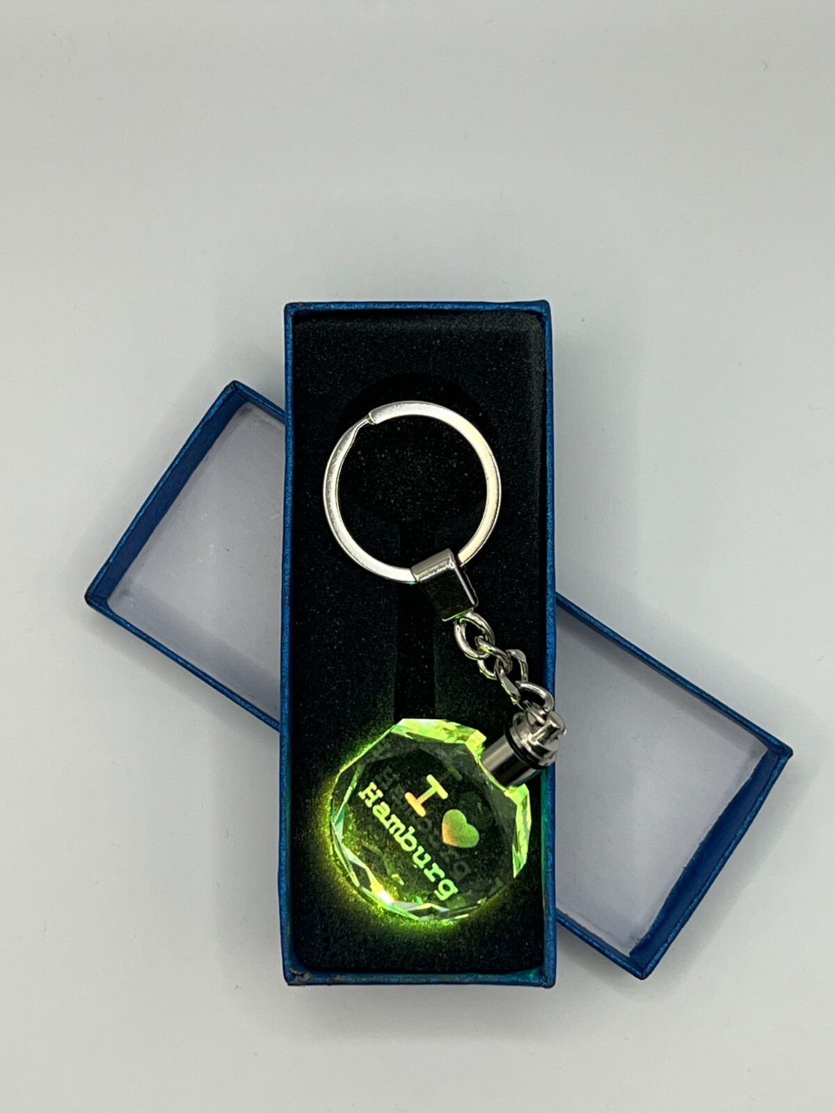 Hamburg Schlüsselanhänger Mit Elbphilharmonie Motiv - Maritimes Souvenir Mit Glaslinsen