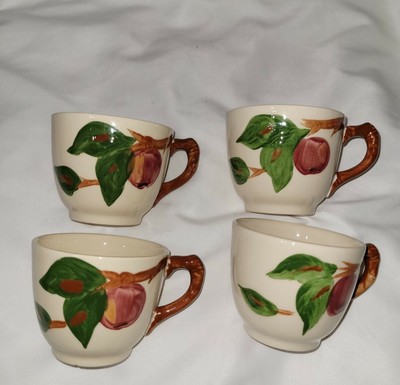 Vintage Franciscan Apple Set Of Four Teacups In Box