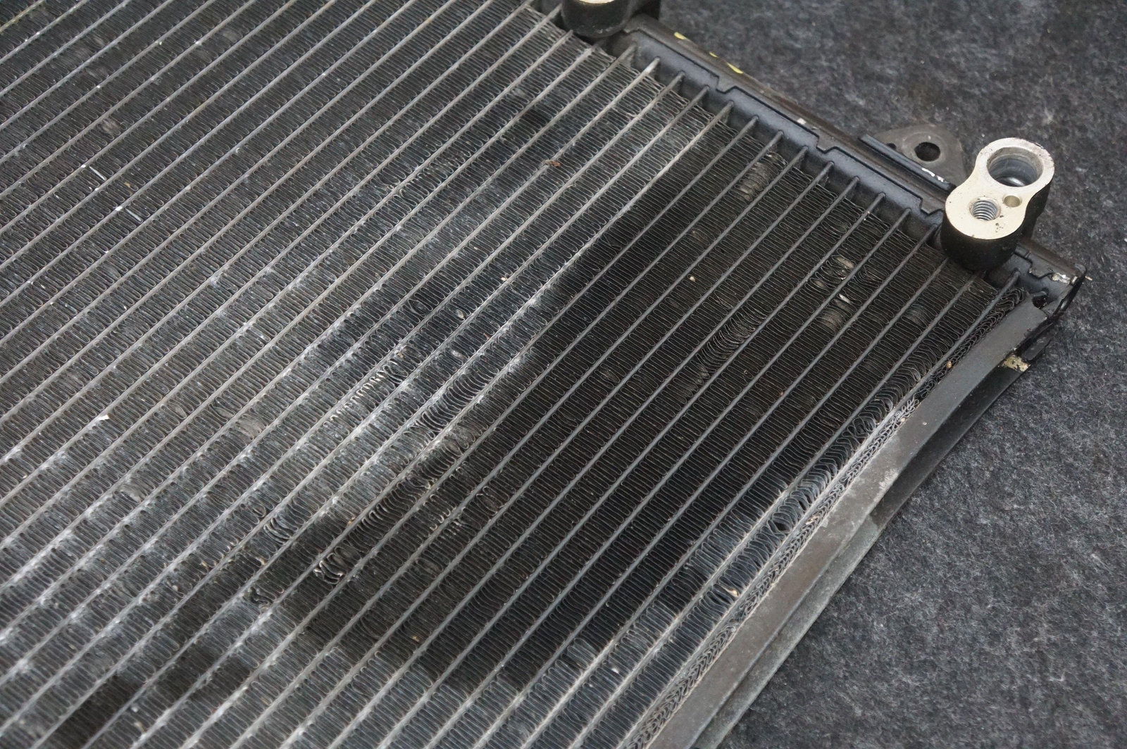 AC Condenser OEM 3W0820411D Bentley Continental Gt Flying Spur 03-12