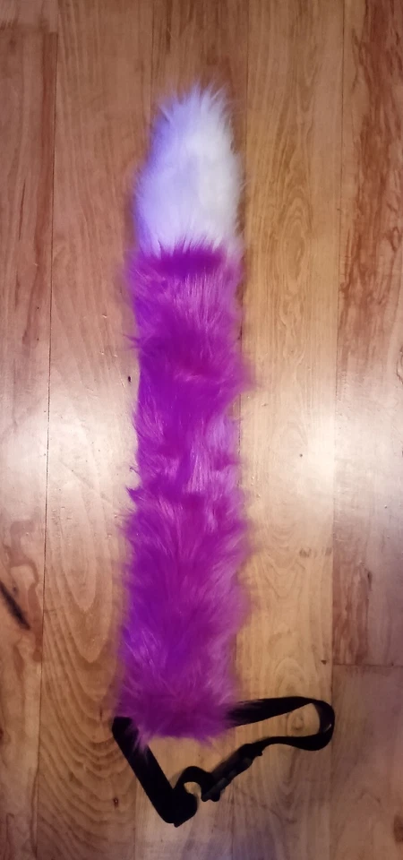 人造毛皮狐狸尾梅紫色角色扮演毛皮服毛茸茸的Fursona — 第 2/4 张图片