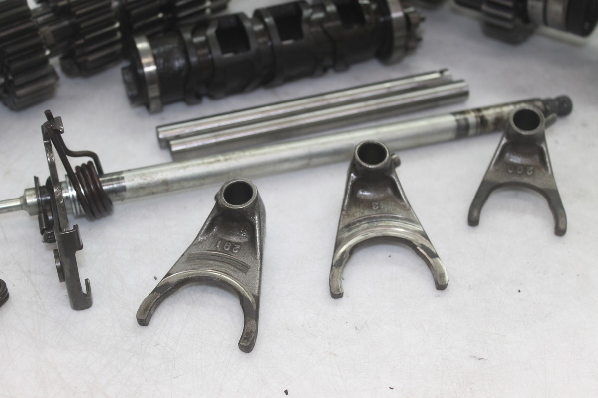 s-l1200.jpg s-l1200.jpg