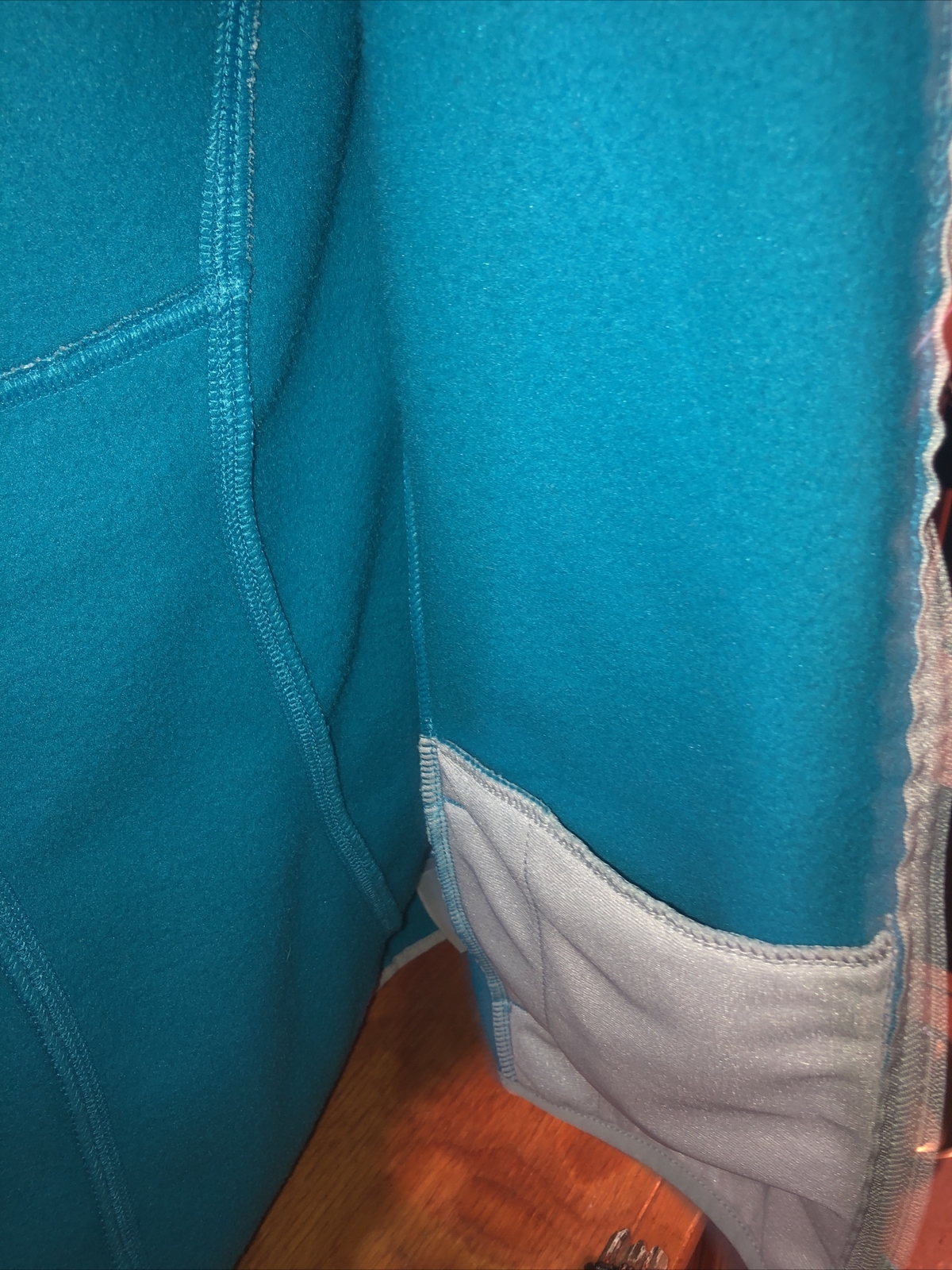 Giacca pony donna (taglia small) con 2 tasche e una all'interno