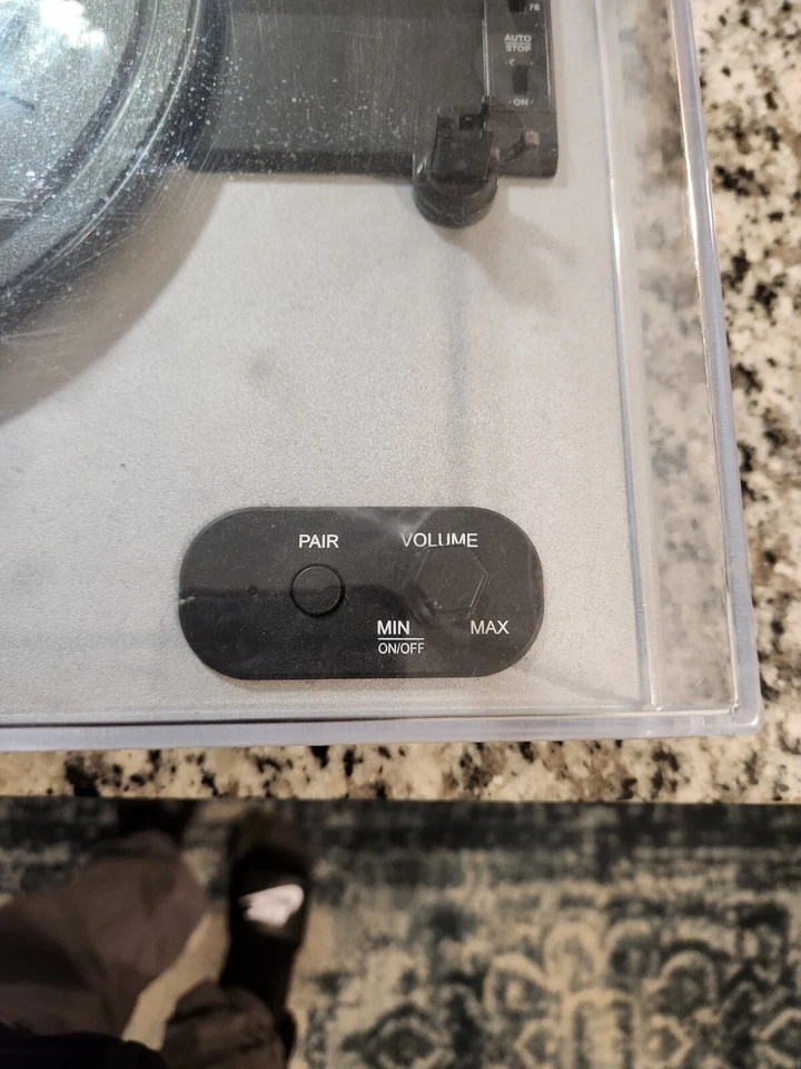 Tocadiscos Altec Lansing ALT-500 Classic Turn Bluetooth Foto 2 de 4