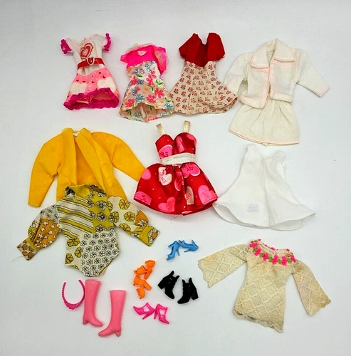 Vintage Barbie 70s-90s Lot: Lace Caper, Valentines Day/Fun, Flower Fun, Outfit 