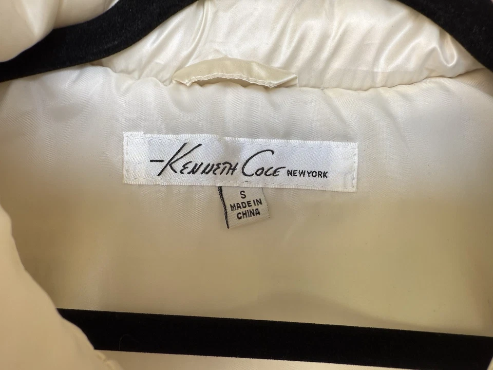 Chaleco acolchado crema Kenneth Cole New York para mujer nuevo sin etiqueta pequeños lados expandibles Foto 3 de 4