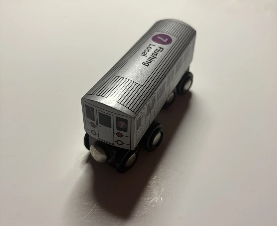 Munipals R62A 7 Train Wooden Subway Car Flushing Local RARE GOOD CONDITON - Image 3 of 4