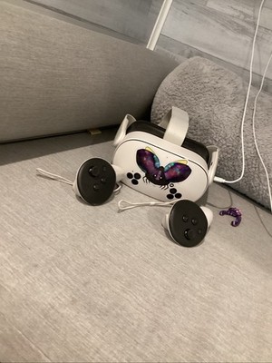 Meta Quest 3 128GB VR Headset - White