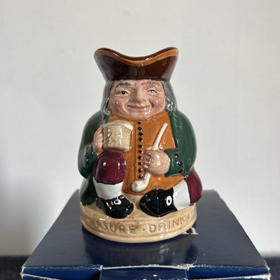 Royal Doulton HONEST MEASURE D 6108 Toby Jug Original Box 