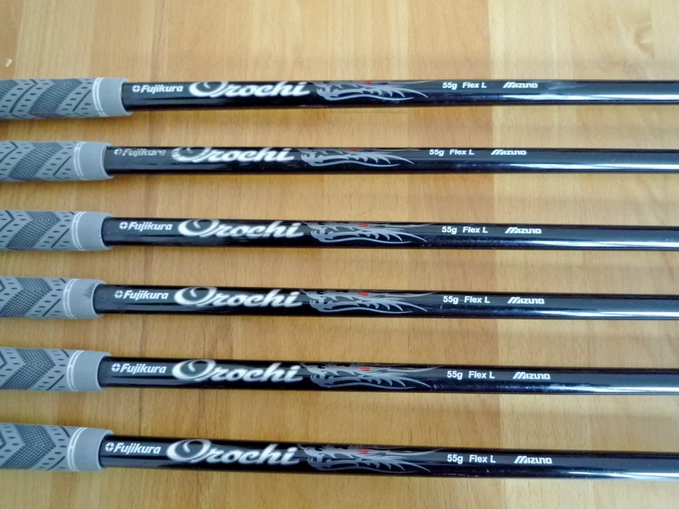 Damen Golfschläger Eisensatz Mizuno JPX800 mit L-Flex Graphitschäften, neuwertig - Bild 3 von 4