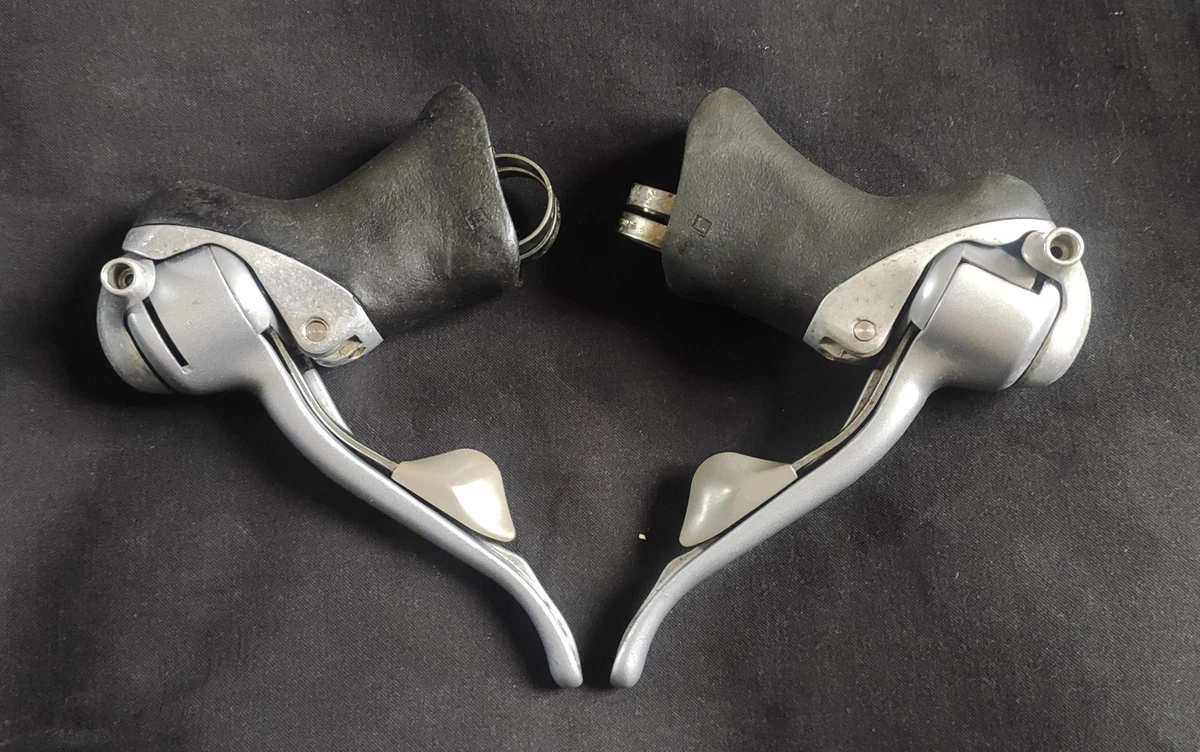 ② Manettes de vitesses + étriers Shimano 105 Di2 R7170 - Nouve - Vélos