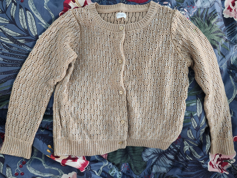 GYMBOREE GIRLS GOLD & SILVER TONE BUTTON DOWN HOLIDAY KNIT SWEATER -SIZE M (7-8)