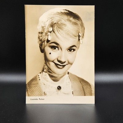 Progress Autogrammpostkarte Liselotte Pulver Nr. 2050 - 10,3 x 14,6 cm von 1964