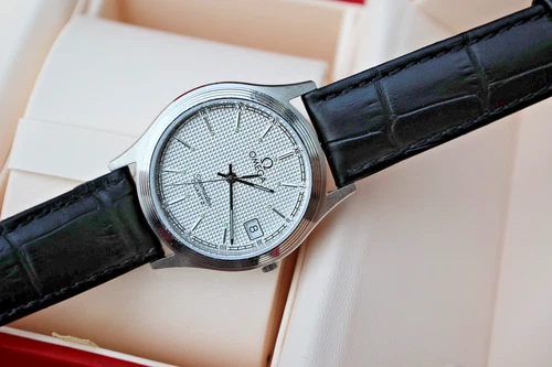 Vintage Omega Seamaster Cal 1425 in very good  Condition.R19