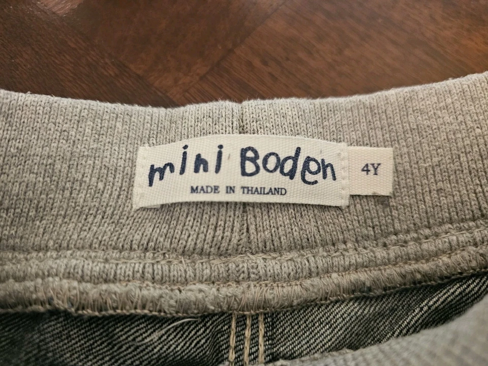 Jeans de carpintero Mini Boden para niños talla 4 con cordón, pierna ancha Foto 3 de 4