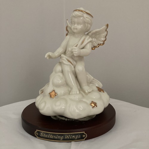Sheltering Wings Angel Musical Figurine Amazing Grace - Picture 7 of 11