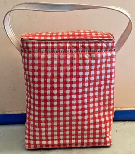 Themo Serv Picnic Set Red Gingham Plaid Thermos 4 Cups Carry Case - Picture 6 of 6
