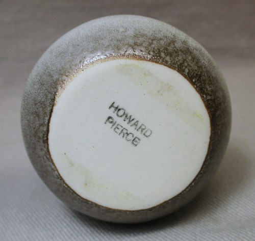 Howard Pierce Mid Century Flare Top Vase Textured Matte Glaze California Pottery - Picture 6 of 6