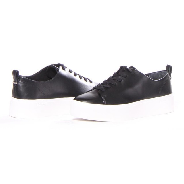 calvin klein women's que knit sneakers