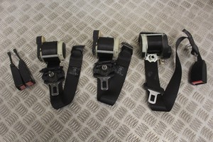 Jeu Ceinture Arriere Enrouleur Central Opel Corsa C 3 Portes De 2003 A 2006 Ebay