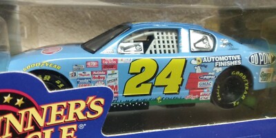 Winner's Circle Jeff Gordon #24 Peanuts Snoopy 2000 Monte