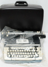 Sears Forecast 12 Vintage Typewriter W/ Hard Case thumbnail