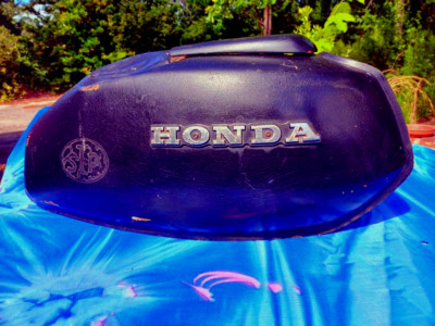 HONDA CB400T HAWK II GAS/FUEL TANK,1978/79,EMBLEMS,PART 17500-413-770ZA,USED