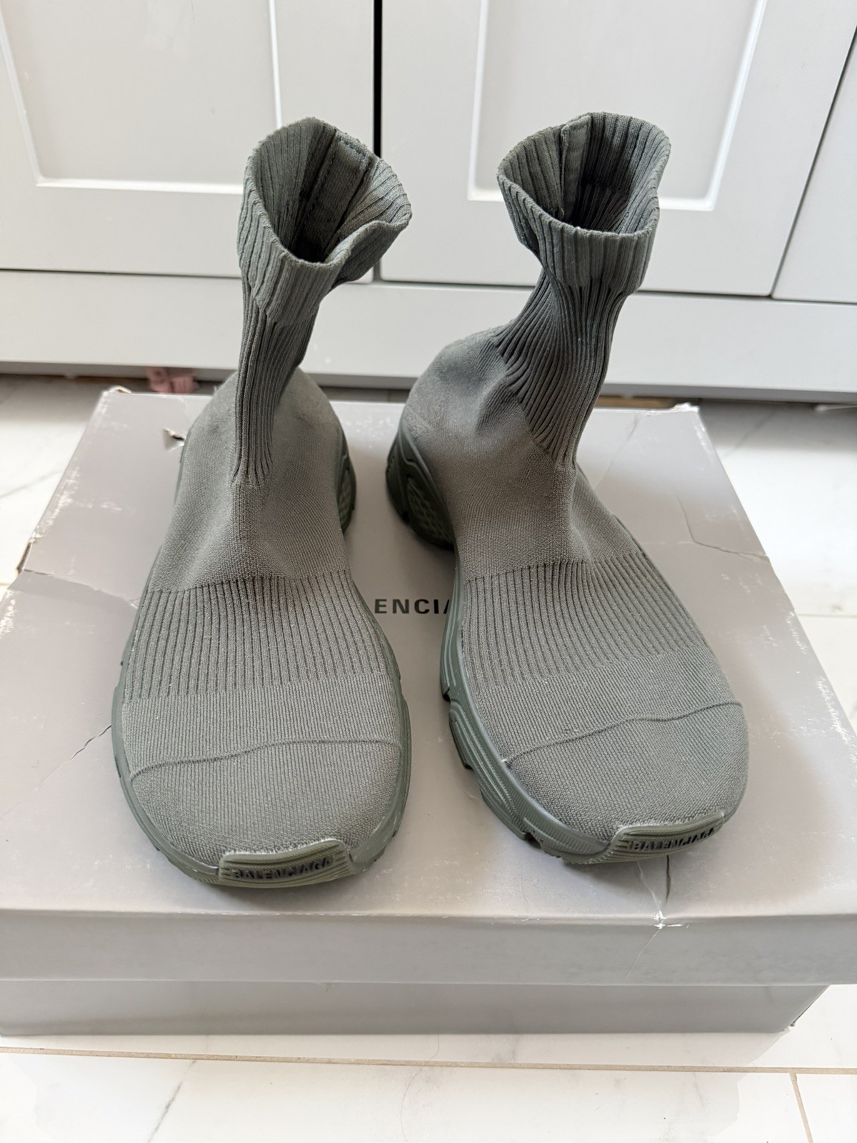 Balenciaga Speed 3.0 Sneakers – Olive Green – Brand New image 7