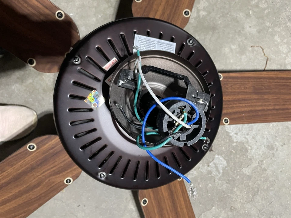 "Ventilador de techo Monte Carlo 52""" Foto 3 de 3