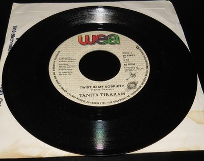 Tanita Tikaram  - ''Twist In My Sobriety'' / ''Friends'' -  45RPM - Canada