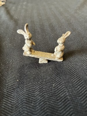 Spoontiques Zinnhasen auf Wippe 80er Jahre